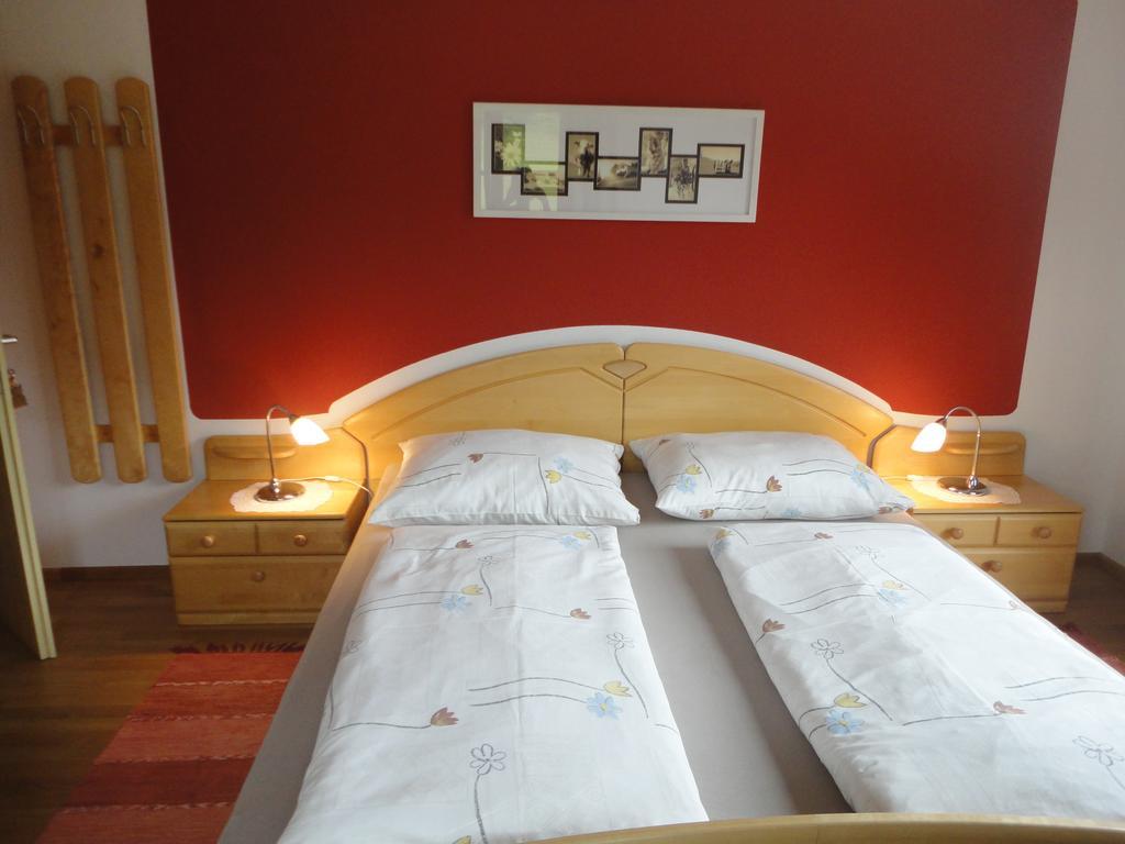 Kirchenbichlerhof Vila Pruggern Quarto foto