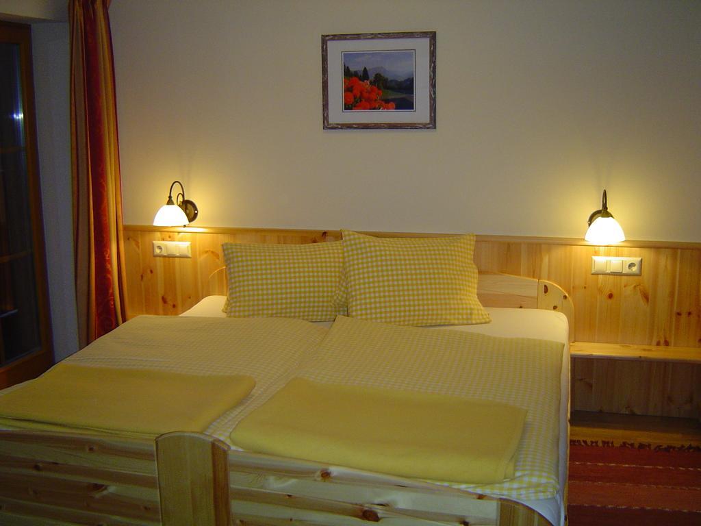 Kirchenbichlerhof Vila Pruggern Quarto foto